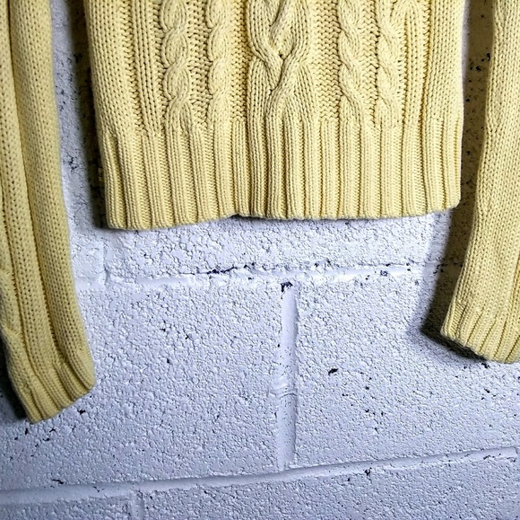 American Eagle Small Yellow Crew Neck Sweater - Picture 7 of 8